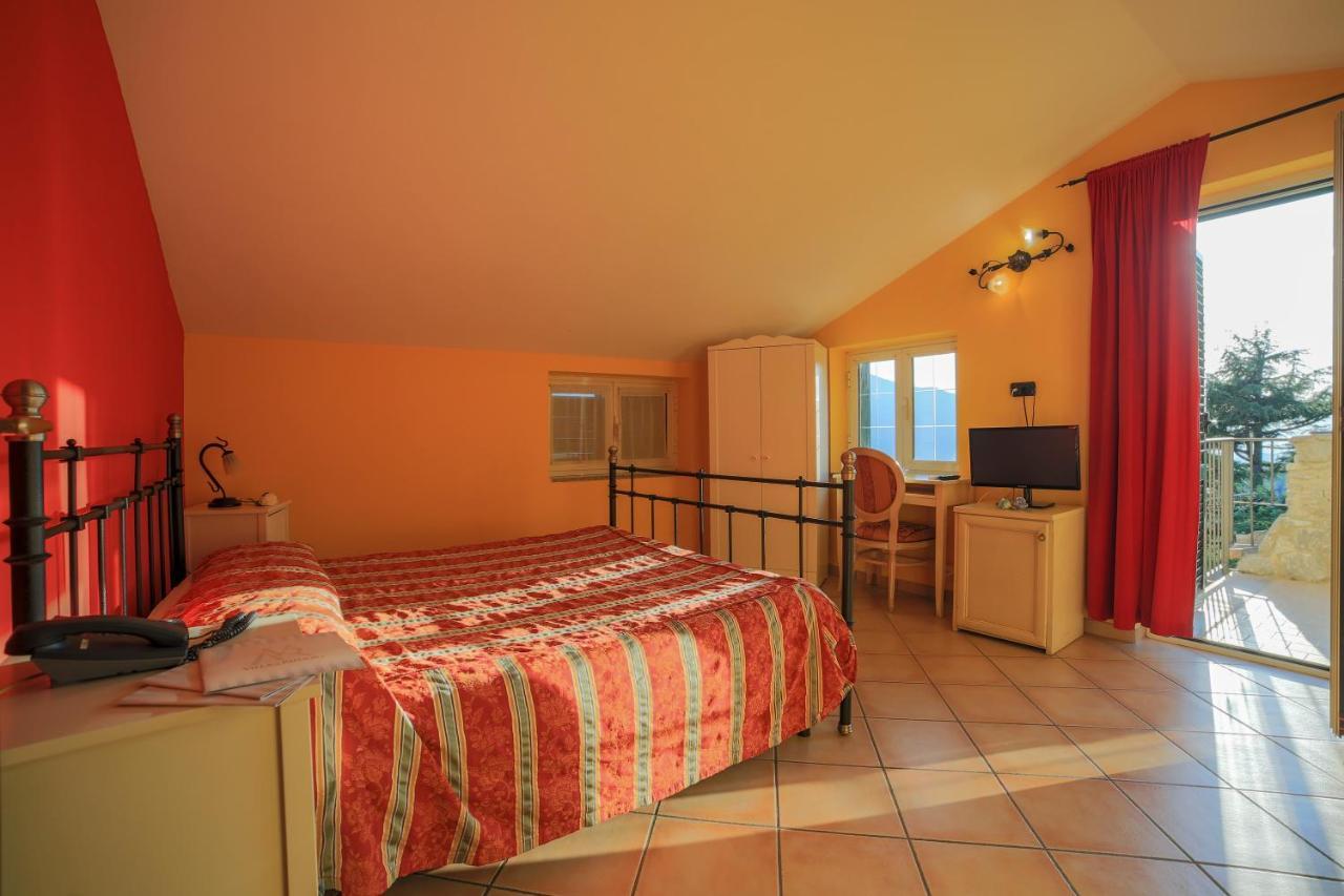 Villa Al Rifugio Cava deʼ Tirreni Exteriör bild